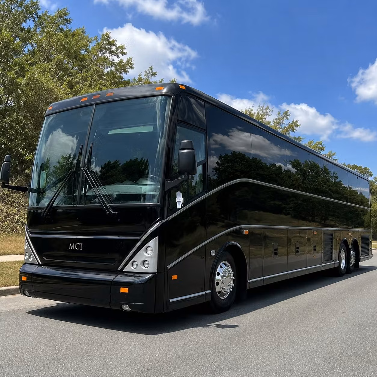 fort worth wedding shuttle bus rentals that keep every guest on schedule